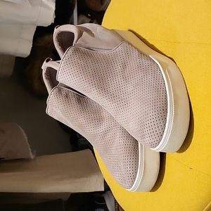 JSlides, tan suede booties, size 10